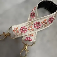 インド刺繍リボン　携帯ハンドストラップ
