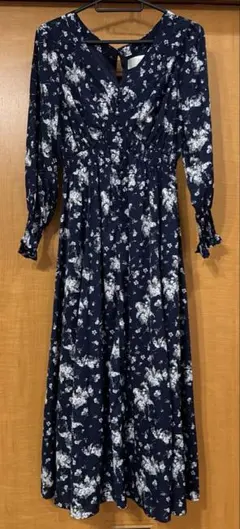tocco closet 花柄プリント　ロングワンピース　ネイビー紺色　Ｍ