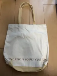 本日限定価格FONDATION LOUIS VUITTON トートバッグ