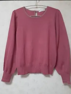 お値下げしました！！【極極美品】ピンク バルーン袖 ニットセーター　L　　細身