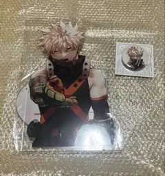 JCS限定　僕のヒーローアカデミアアクリルGIGAフィギュア　缶バッジ　爆豪勝己