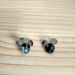 ミッキー型イヤリング