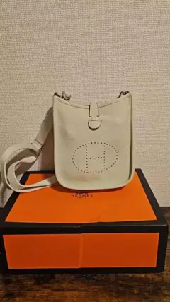 エルメス エブリン16 ミニ ホワイト レザー ショルダーバッグ