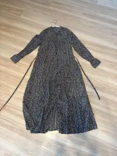 花柄 長袖シャツワンピース　ブラック