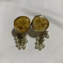 Item thumbnail for item a608c26e-da37-40df-b483-c3f245f62487