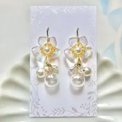 No.322 ハンドメイド　お花とシャボン玉の耳飾り