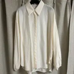 シアー襟付きシャツ