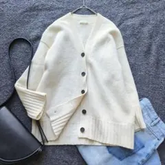 マカフィー　トゥモローランド　ウール100%Vネックカーディガン アイボリー　S