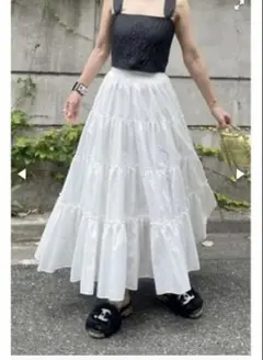 ホワイト ティアードロングスカート　シーニュ　cygne