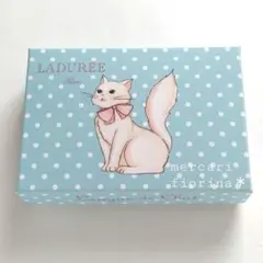 ラデュレ　小物入れ　空き箱　白猫　ネコ　ねこ　猫　ピンク　リボン　レアのサムネイル