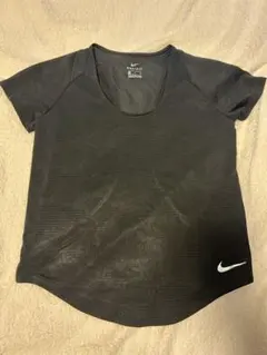NIKE Tシャツ