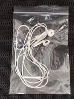 Apple純正 EarPods Lightningイヤホン マイク付 動作OK