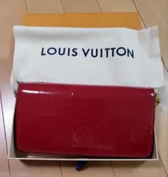 お値引き不可　ルイヴィトン モノグラム ヴェルニ　ポルトフォイユ サラ チェーン