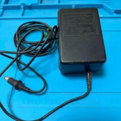 ※動作未確認、任天堂純正　ACアダプター　HVC-002 ファミコン