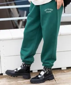 New Balance グラフィックフレンチテリーパンツ(裏起毛) S