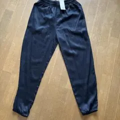 UNIQLO ブラック カジュアルパンツ Sサイズ