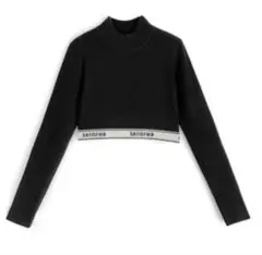 ロゴクロップド丈ニットトップス