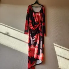 社交ダンス　光沢　ブラック&レッド　花柄　ロング　ワンピース　M