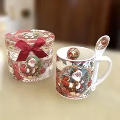☆新品/未使用☆ クリスマスマグカップ ＆ スプーン (ギフトボックス入り)