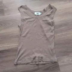 【AZUL BY MOUSSY】リブニット　ノースリーブ　モカ