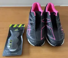 未使用　アシックス　LAZERBEAM 23.5cm kids用