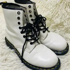ドクターマーチン Dr.Martens 8ホール UK5 24cm ホワイト