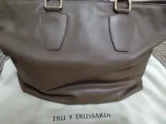 TRU TRUSSARDIブラウンレザートートバッグ男女兼用イタリア製