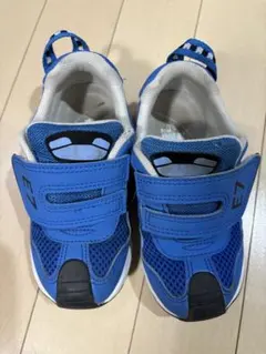 Item thumbnail for item 61993e8c-7017-46ed-956e-ef703839e536