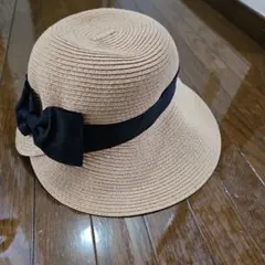 ベージュ ストローハット リボン付き　美品⭐プロフ必読⭐