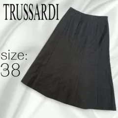 TRUSSARDI トラサルディ ウールスカート 38 ストライプ 細身 上品のサムネイル