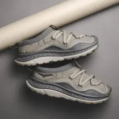 Item thumbnail for item c78e3ee6-7bfb-4131-9eda-cbb3c354571e