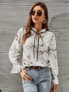 【新品】　花柄フリル袖　ブラウス　花柄プリント　Sサイズ