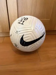 Nike Flight サッカーボール 2021年モデルのサムネイル
