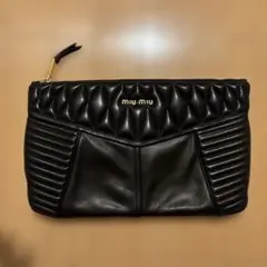 2025年最新】MIU MIU カラー：ブラック系 クラッチバッグの人気