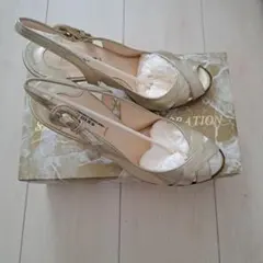 ゴールド スリングバック ハイヒール