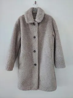 【UNIQLO】ボア　モコモコ　プードル　オーバーコート　ベージュ