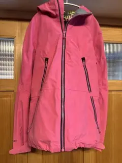 Burton [ak] GORE-TEX ピンクジャケット