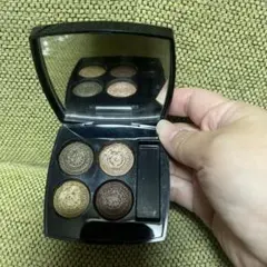 シャネルCHANELレキャトルオンブル342ルミエール エ オビュロンス