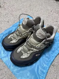 Item thumbnail for item c3504163-6316-4427-b501-0ad74471dab8