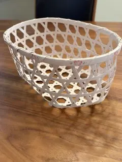 ピンク楕円形バスケット　アッセンデルフト