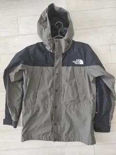 THE NORTH FACE マウンテンライトジャケット