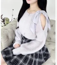 新品タグ付きINGNI 肩リボンニット