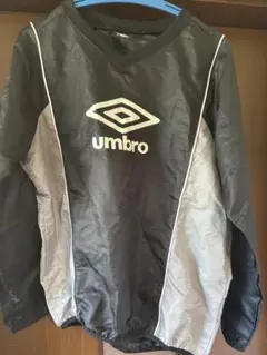 umbro 黒 グレー 長袖 ウェア160㎝