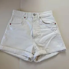 ZARA ホワイトデニムショートパンツ