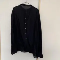 黒シアー長袖シャツ新品同様のサムネイル