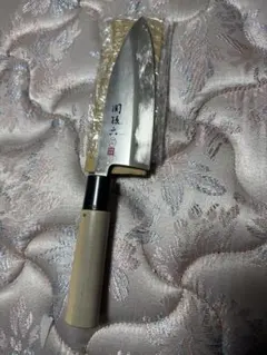 Item thumbnail for item 64c9d553-53f5-4b7f-8bf8-2c5c1c387ca0