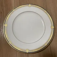 Noritake ボーンチャイナ 皿 ゴールド装飾　25センチ