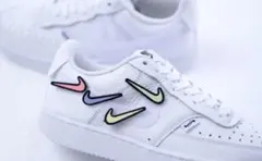 Nike コート ビジョン ロー“バレンタインデー” ホワイト