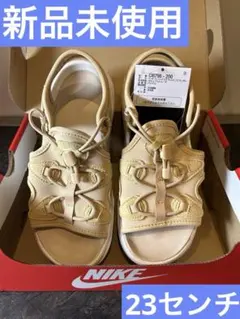 【新品未使用】NIKE エアマックスココ　23 タグ付き