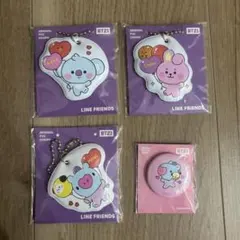 BT21 PVCチャーム 缶バッジ セットのサムネイル